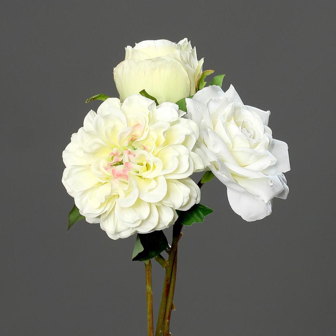 5 motive pentru a alege flori artificiale