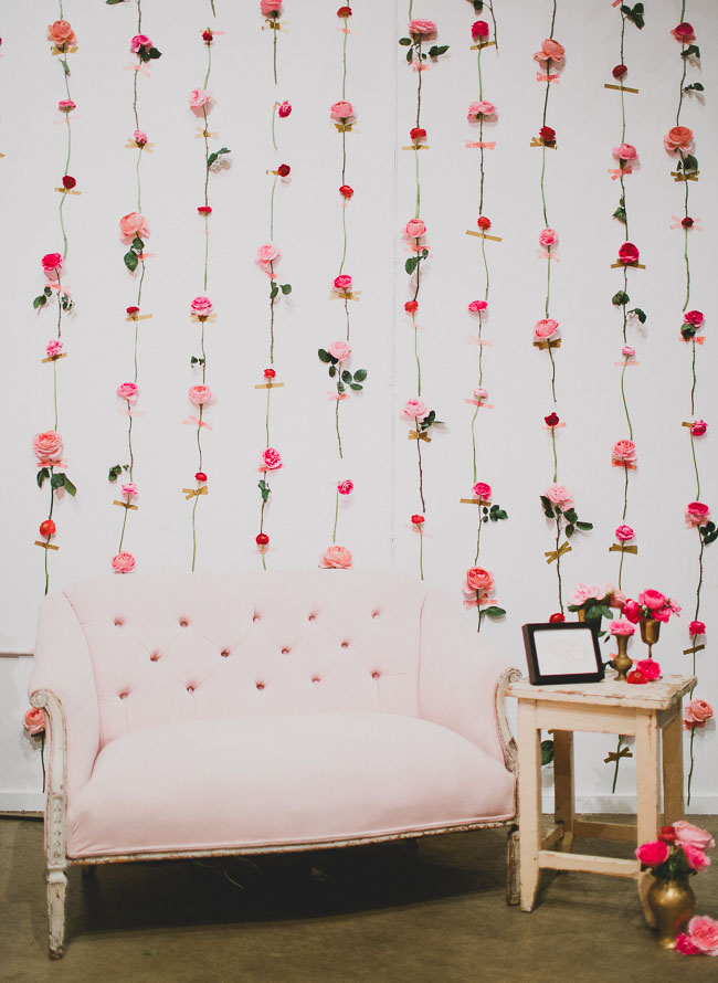 Un decor unic cu flori artificiale 