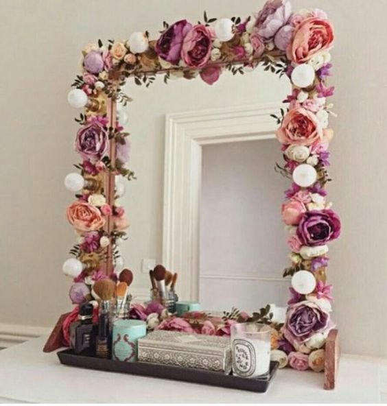 Un decor unic cu flori artificiale 