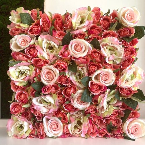 Tablou capete trandafiri artificiali roz - 40x40 cm